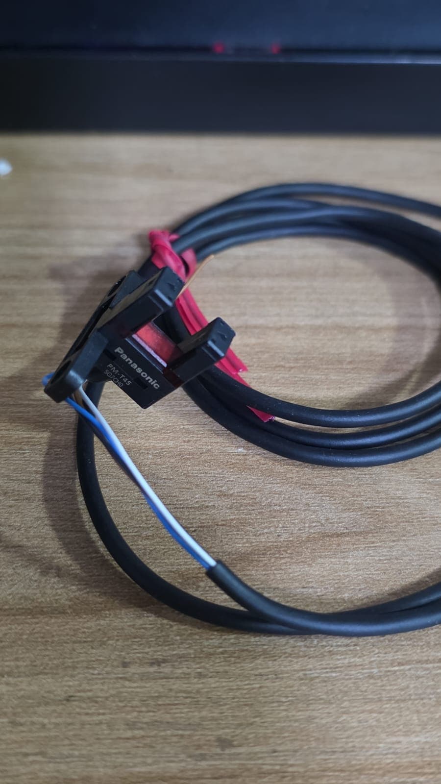 SENSOR DE POSICIÓN DE MORDAZAS VERTICALES PANASONIC PM-T45