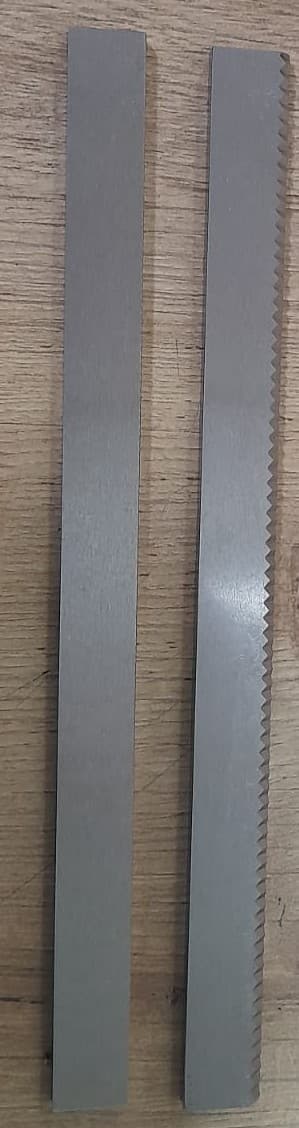 CUCHILLA Y CONTRACUCHILLA 210MMX16MMX4MM ZIG-ZAG