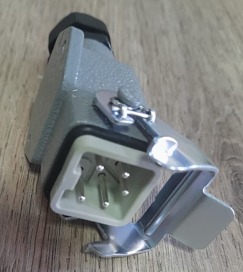 CONECTOR MACHO PARA KIT RESISTENCIA Y TERMOCUPLA