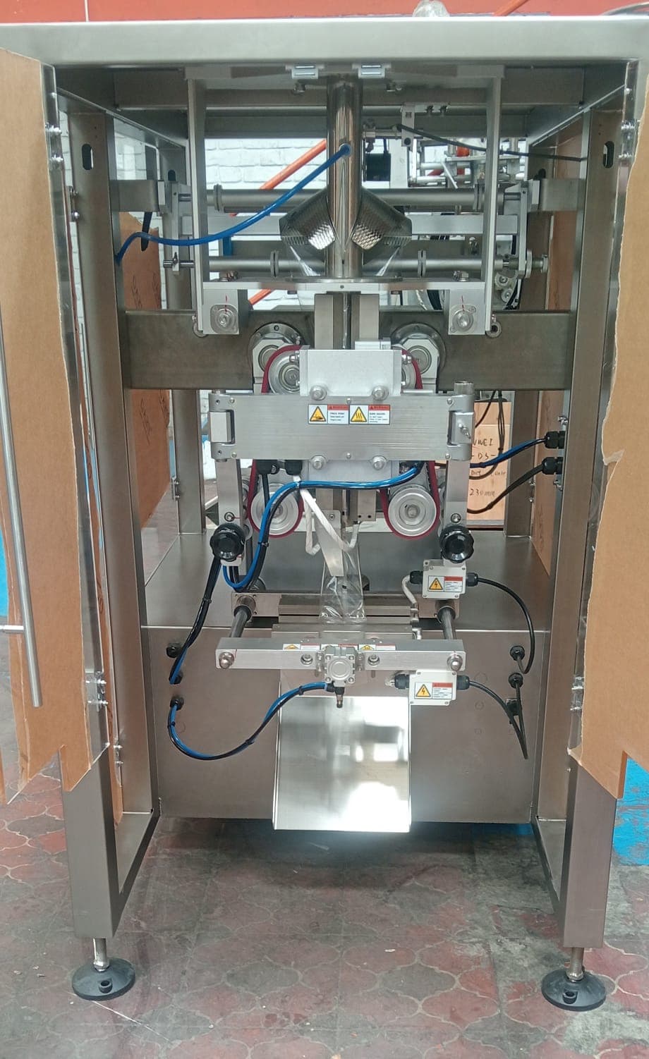 MAQUINA VERTICAL ZL-200P