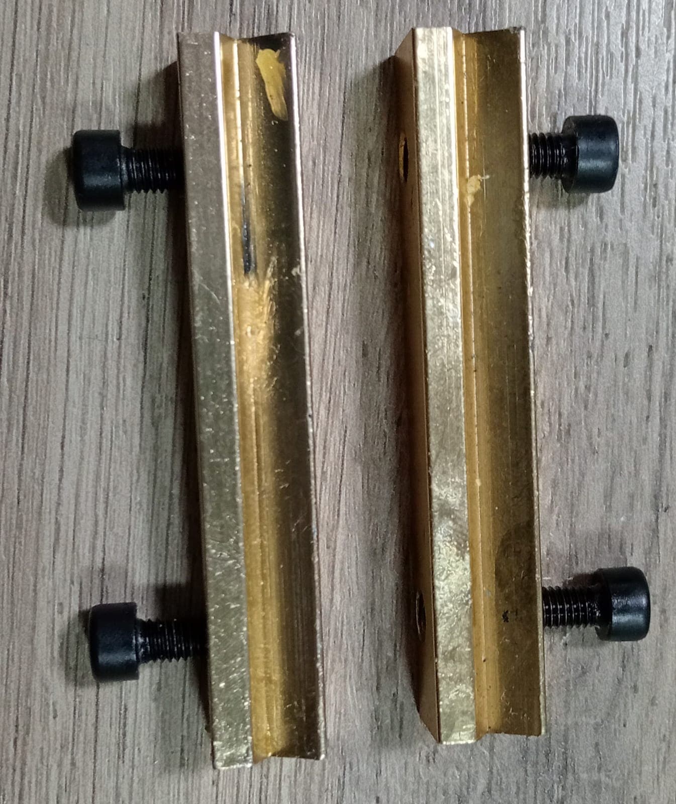 JUEGO DE BRONCES LATERALES DE LA CAJA DE VIELA