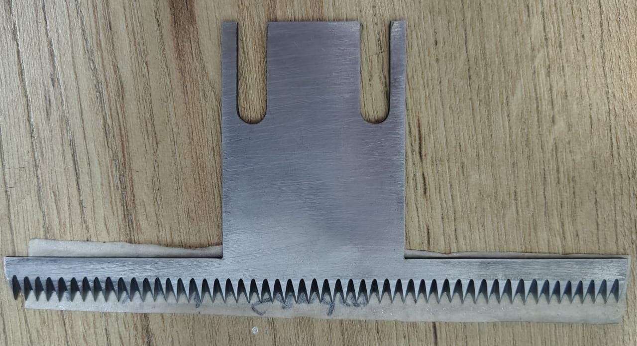 CUCHILLA EN T 155MMX70MMX2MM (REF.MAQ EVL S-202 SS KING