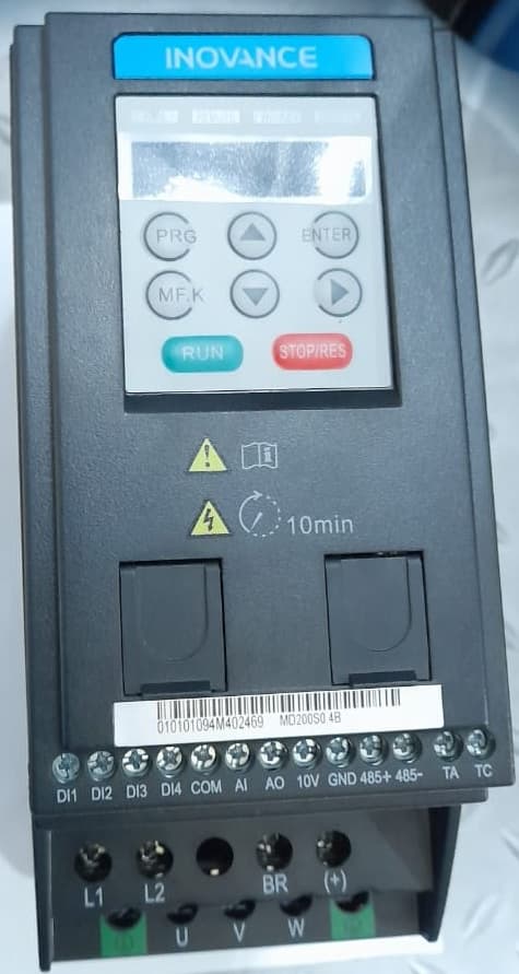 VARIADOR DE VELOCIDAD PARA MOTOR AC MD200S0.4B