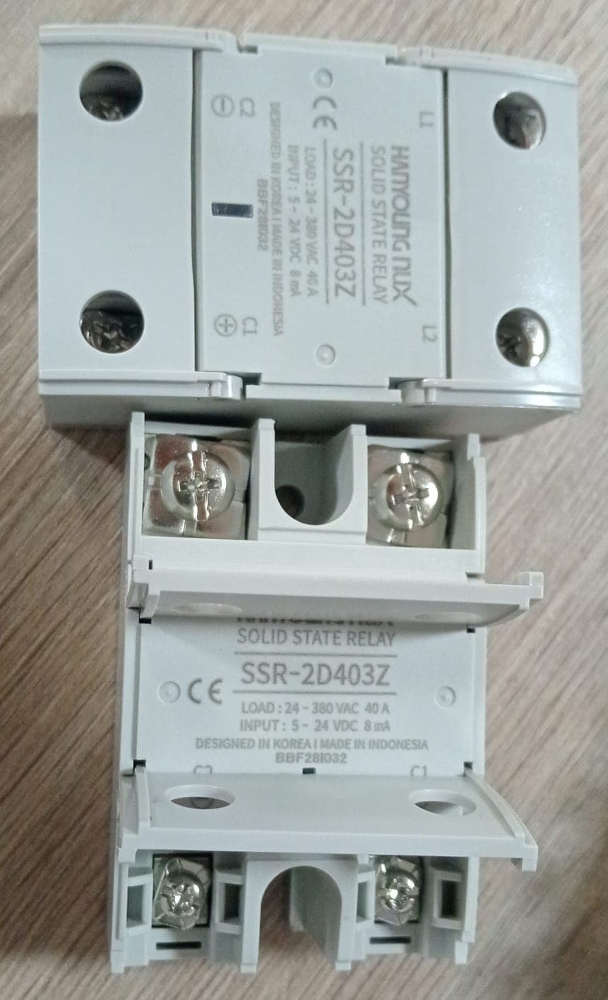RELEVO ESTADO SOLIDO SSR-2D403Z 24-380 VAC 5-24VDC