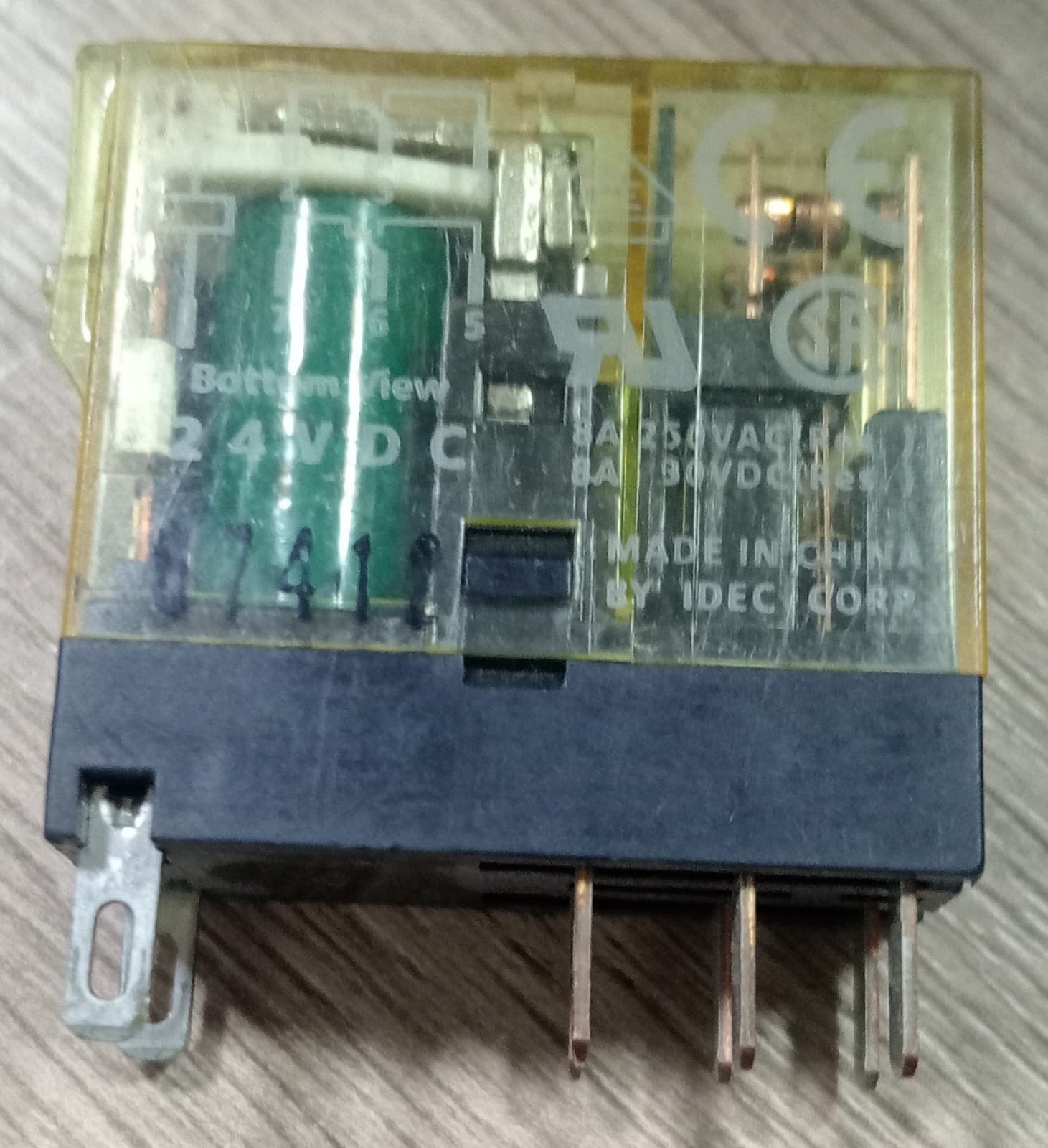 RELEVO 24V 8 PATAS