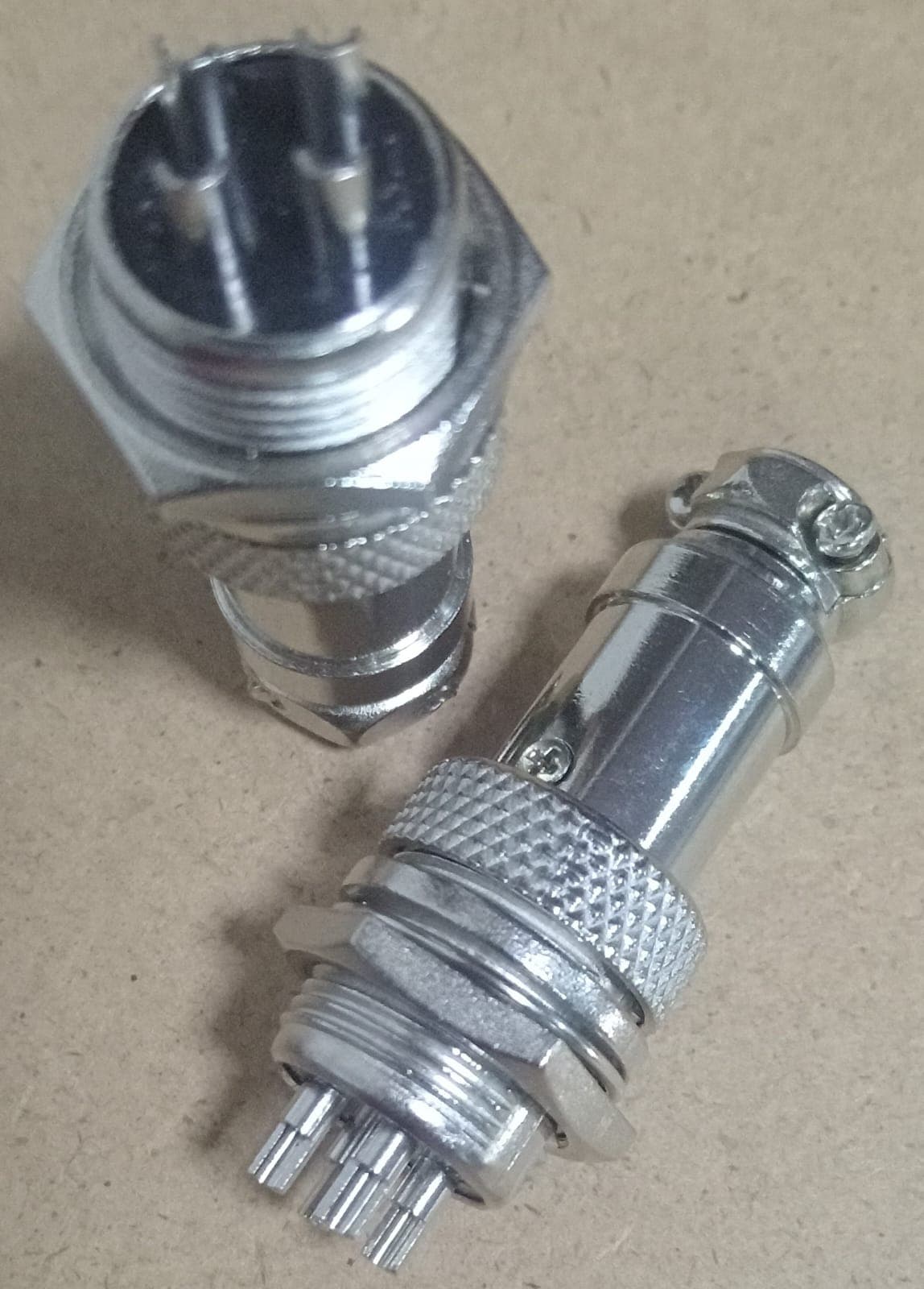 CONECTOR MACHO COMPLETO (2-3-4-5-6-7-8) PINES