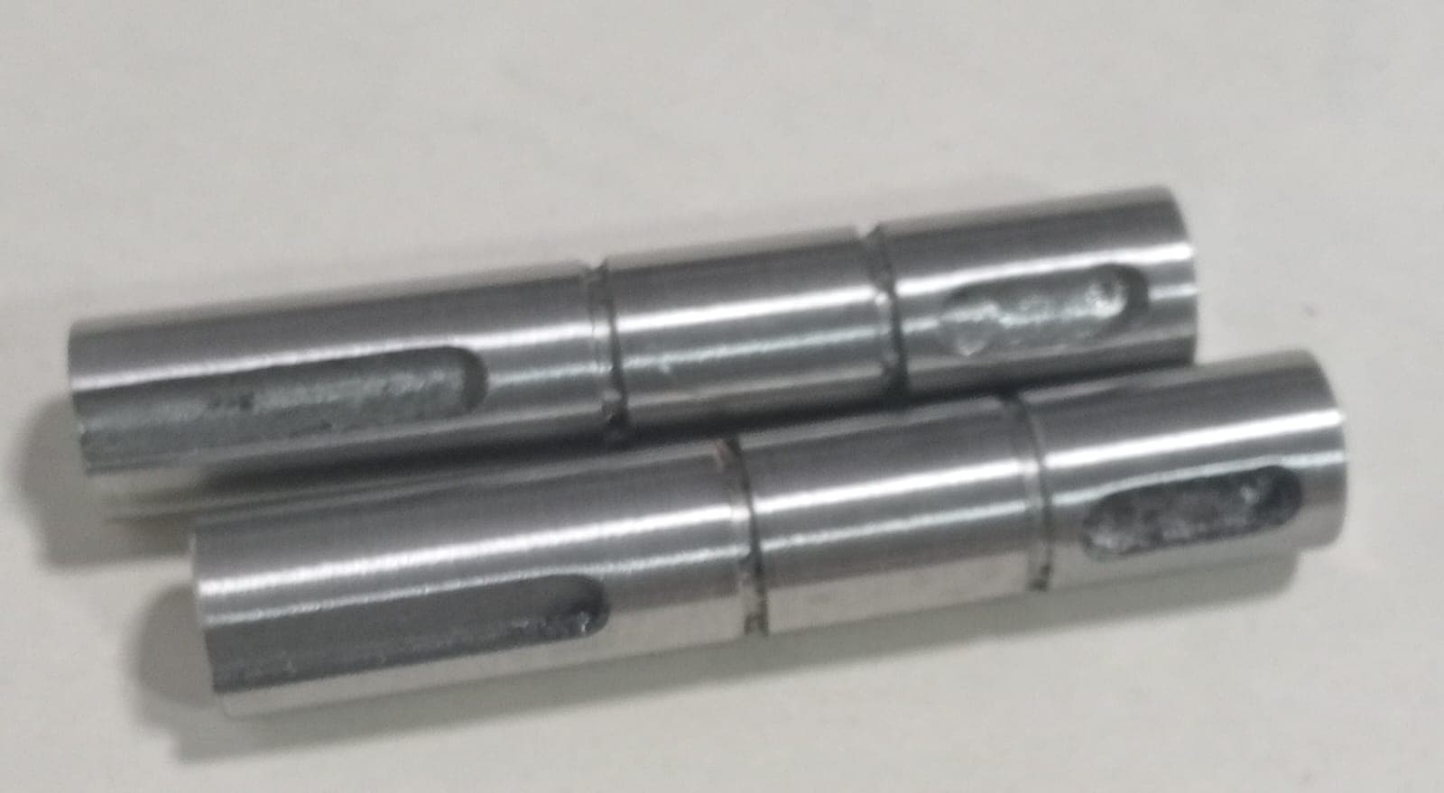 EJE PARA PIÑON CÓNICO DE16 DIENTES 20MMX65MM