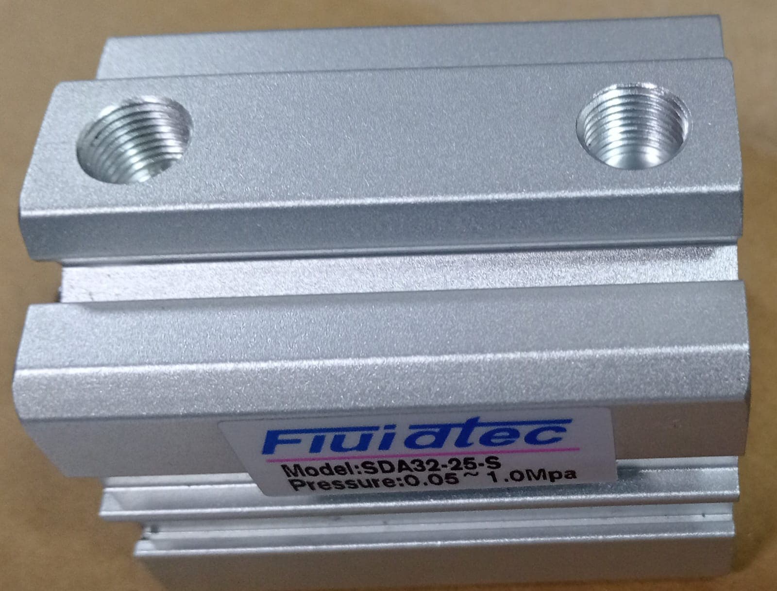 CILINDRO PNEUMATICO FLUIDTEC SDA32-25S