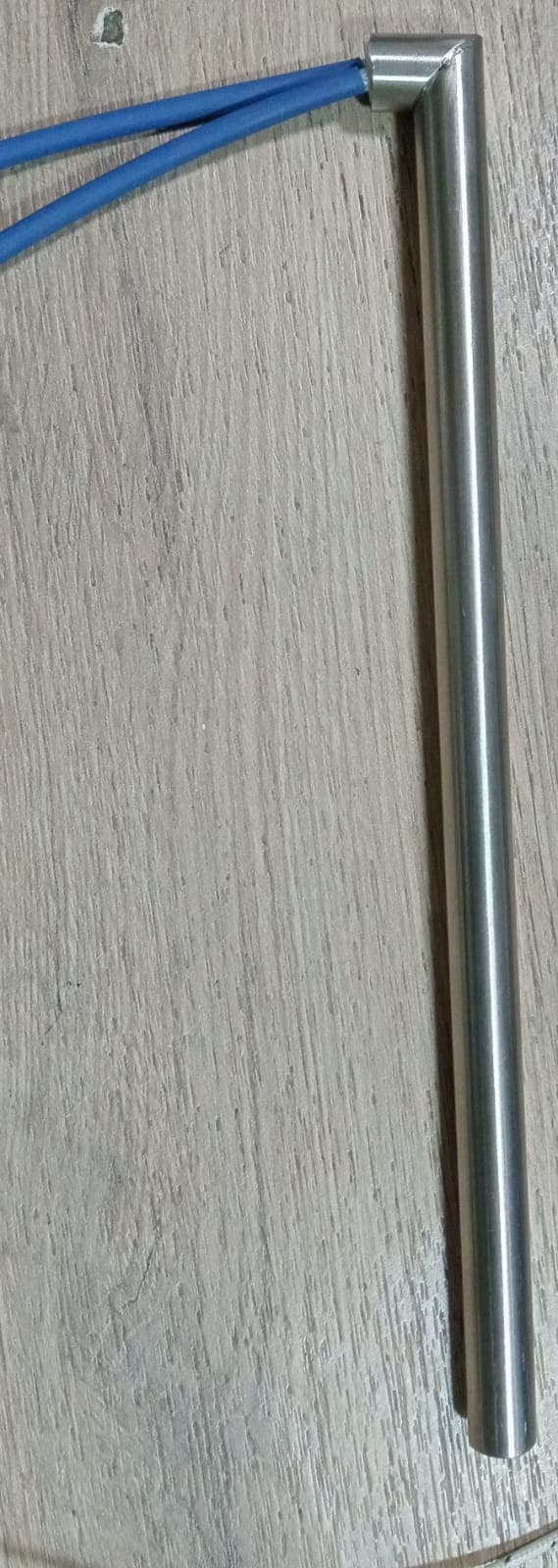 RESISTENCIA TIPO CARTUCHO CON SALIDA LATERAL JPZ 195X10MM 220V 350W