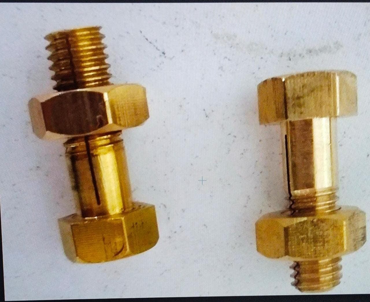 TORNILLO BRONCE TUERCA TENSOR FERRONIQ.400/500/600/700 (UNIDAD)