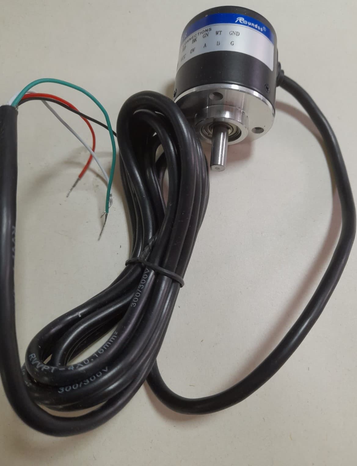 ENCODER UCS40L6-G2M2C-360B (4LINEAS)
