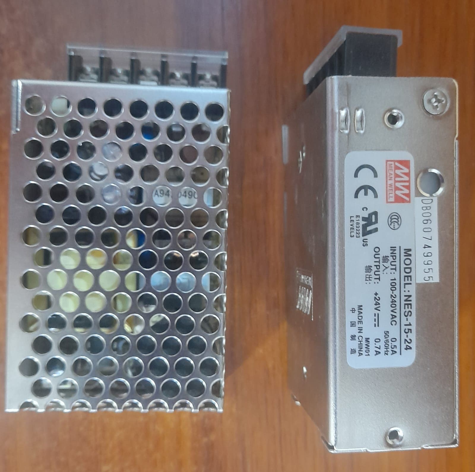 FUENTE DE PODER OUT PUT + 24V MODELO : NES 15-24