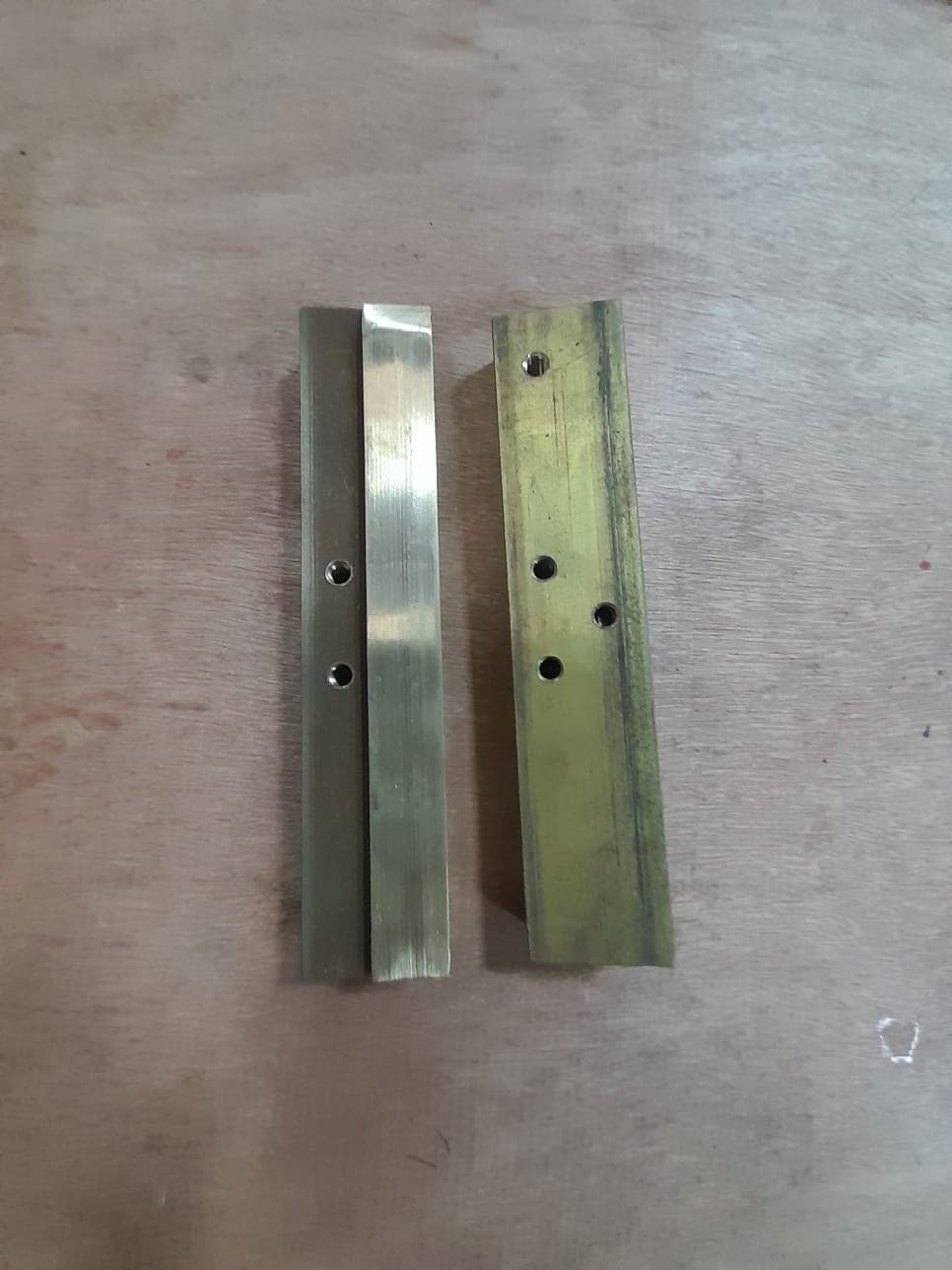 MORDAZA DE SELLADO LONGITUDINAL DE 130MM EN BRONCE (JUEGO 2 PIEZAS )