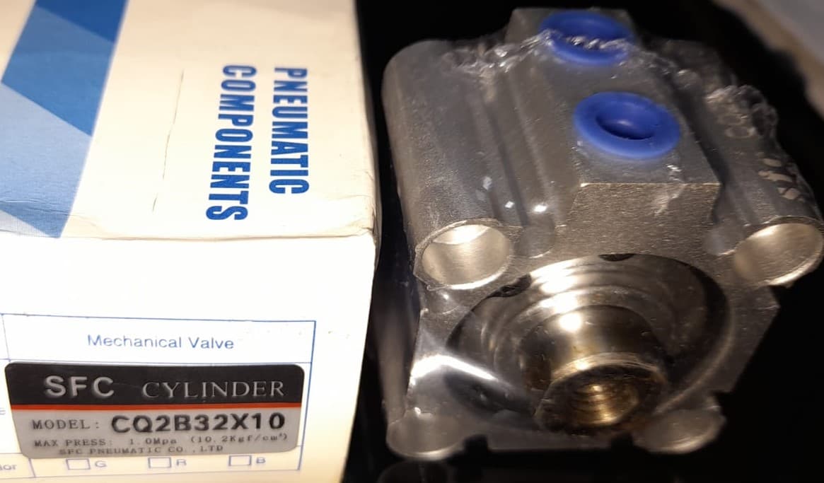 CILINDRO PNEUMÁTICO DE CORTE AIRTAC SDA 32X10