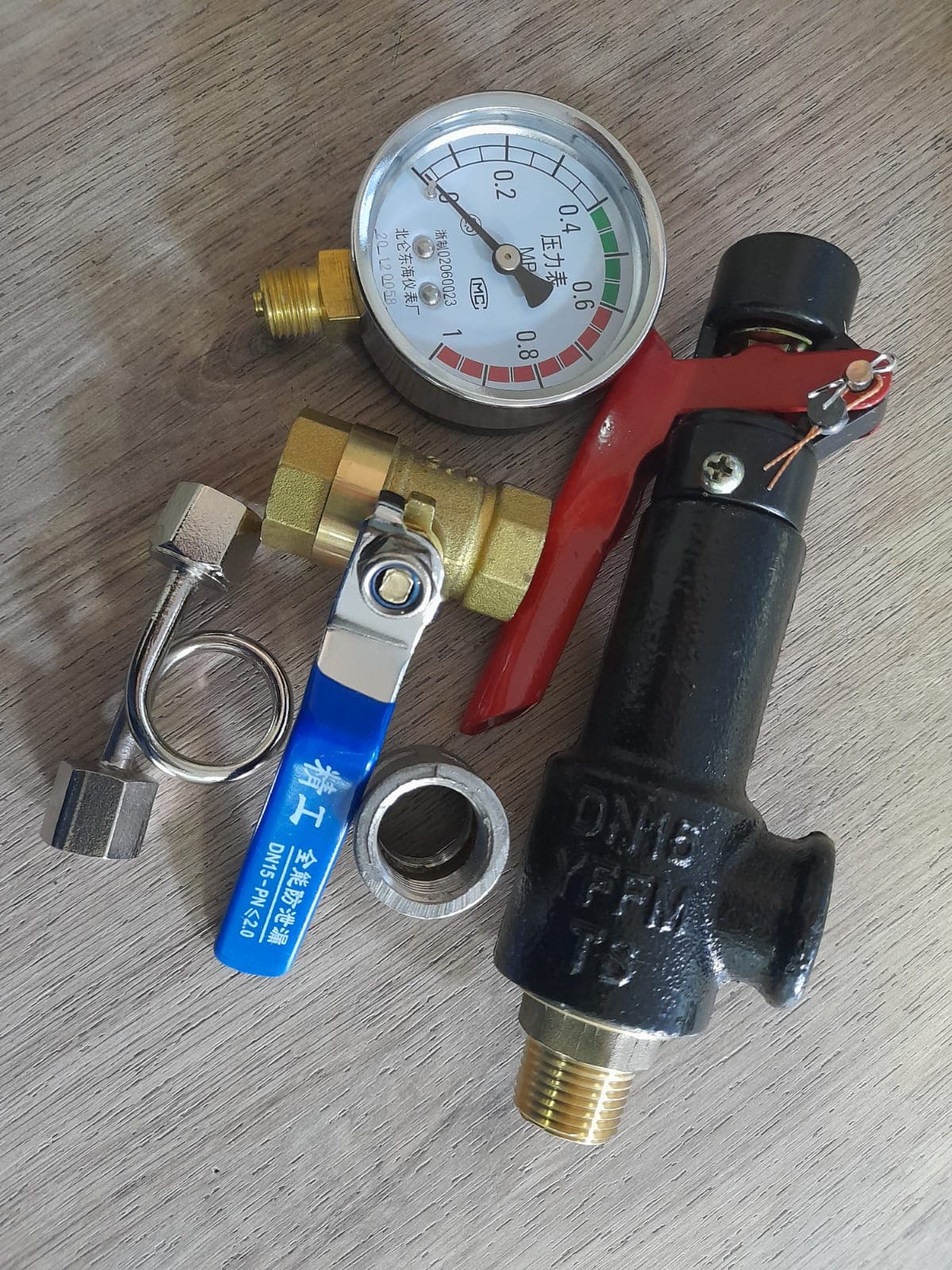 VALVULA CONTROLADORA DE TEMPERATURA PARA MAQ. DE VAPOR