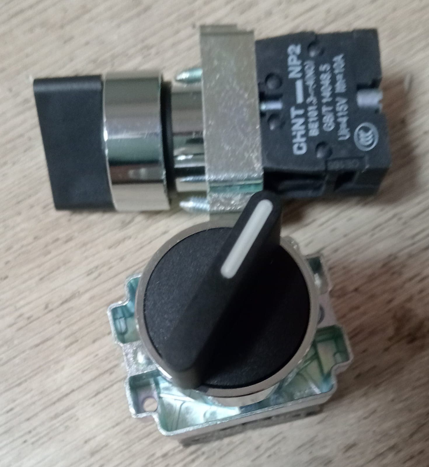 SELECTOR DOS POSICIONES 212MMX72MMX82MM (MULETILLA)
