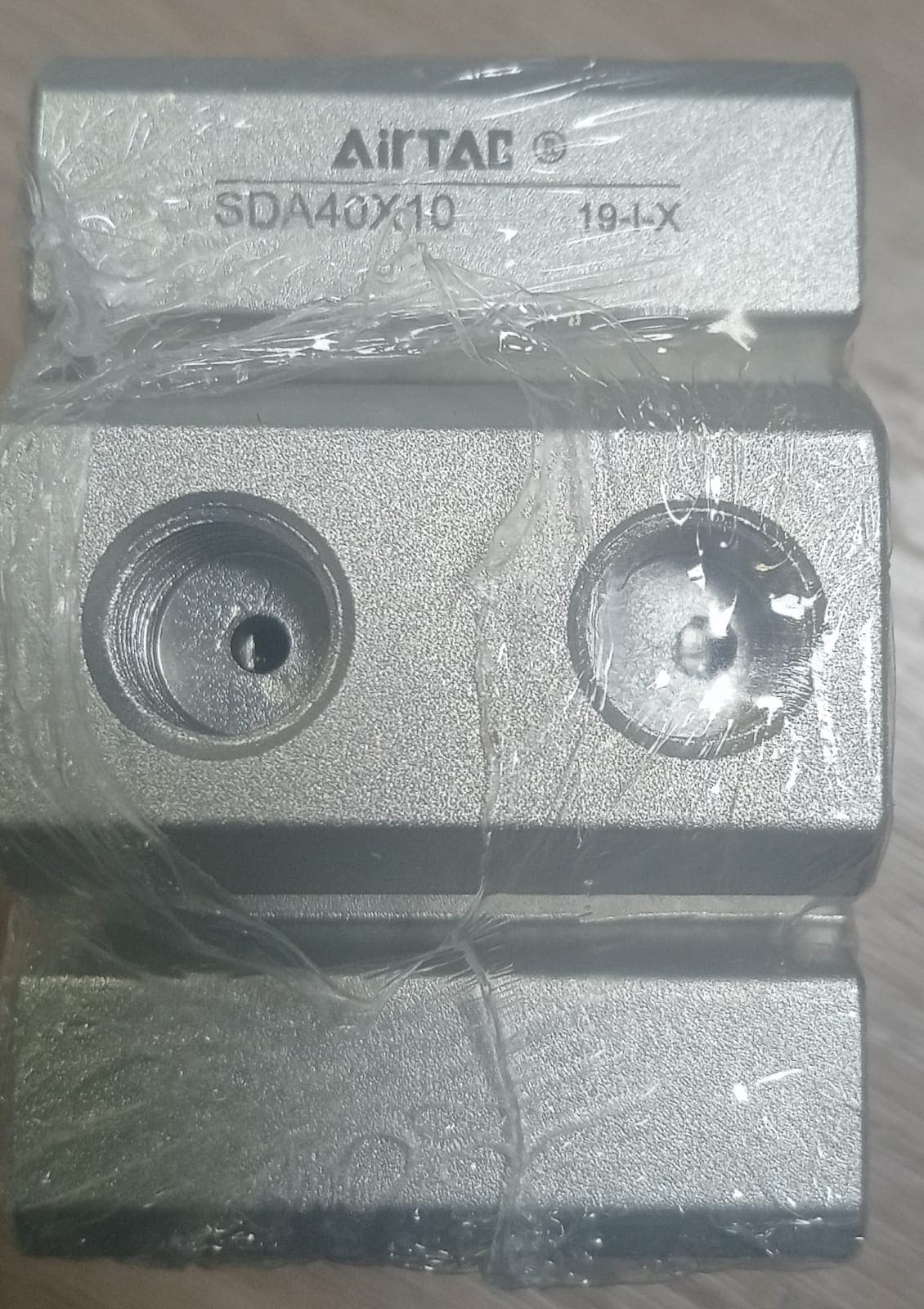 CILINDRO PNEUMÁTICO AIRTAC SDA40X10