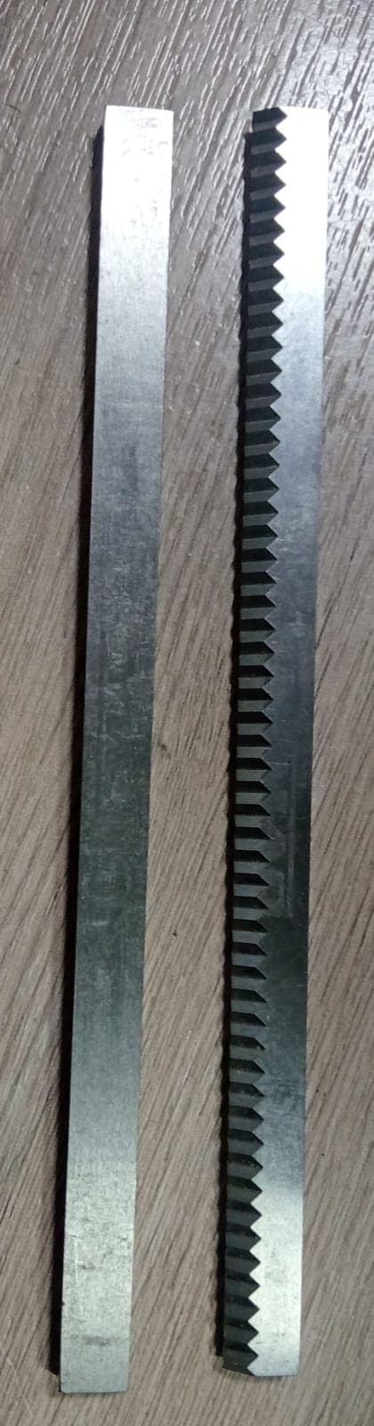 CUCHILLA Y CONTRACUCHILLA 165MMX10MMX5MM ZIG-ZAG