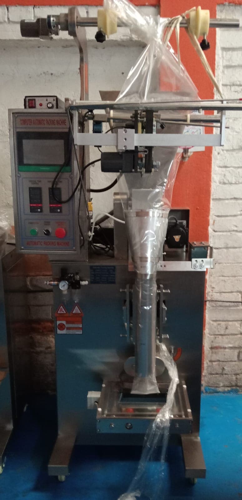 VERTICAL PARA PULVERIZADOS CON TORNILLO CORTO JK-380PB-01