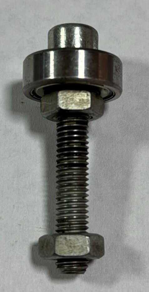 TORNILLO CON RODAMIENTO PARA POLEA DE FRENO