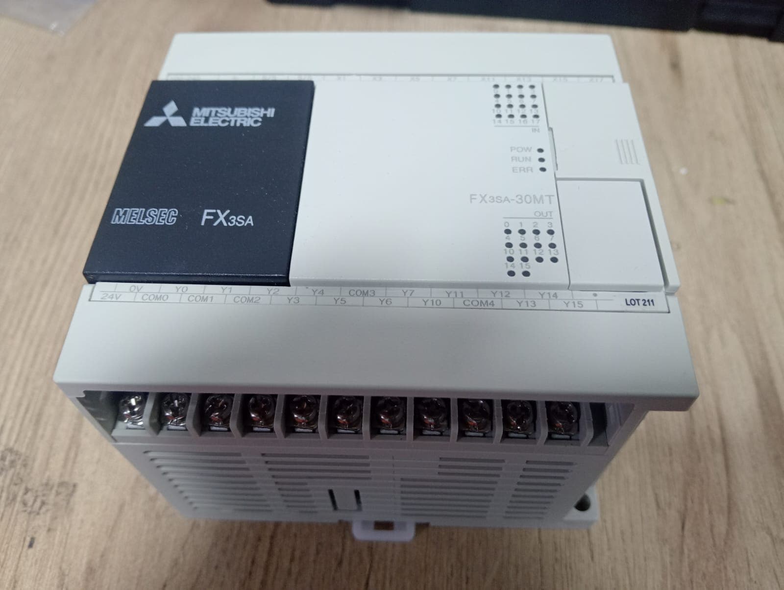 PLC MITSUBISHI ELÉCTRICO FX3SA-30MT - CM