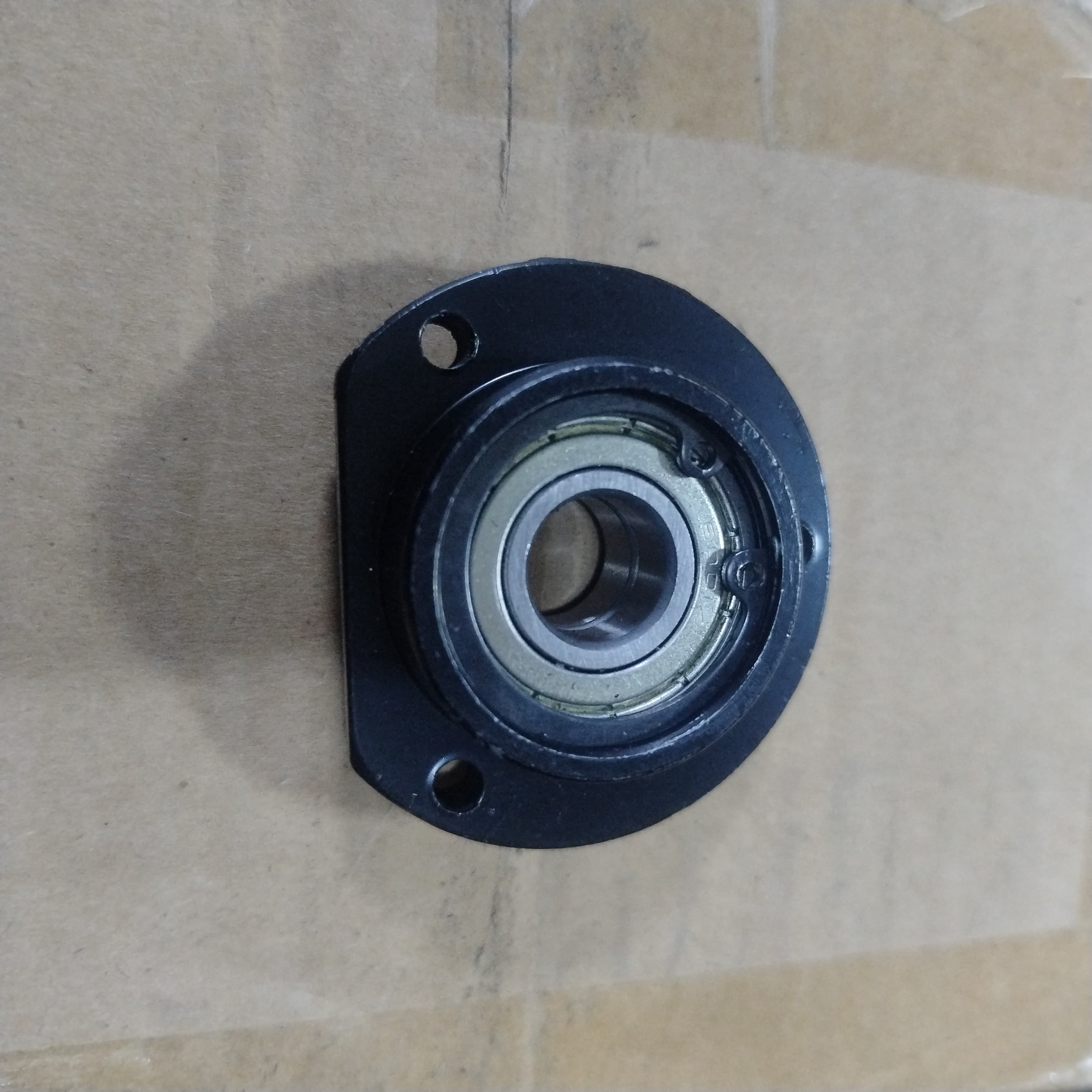 CONECTOR CON RODAMIENTO DEL EJE DE LA ROTULA