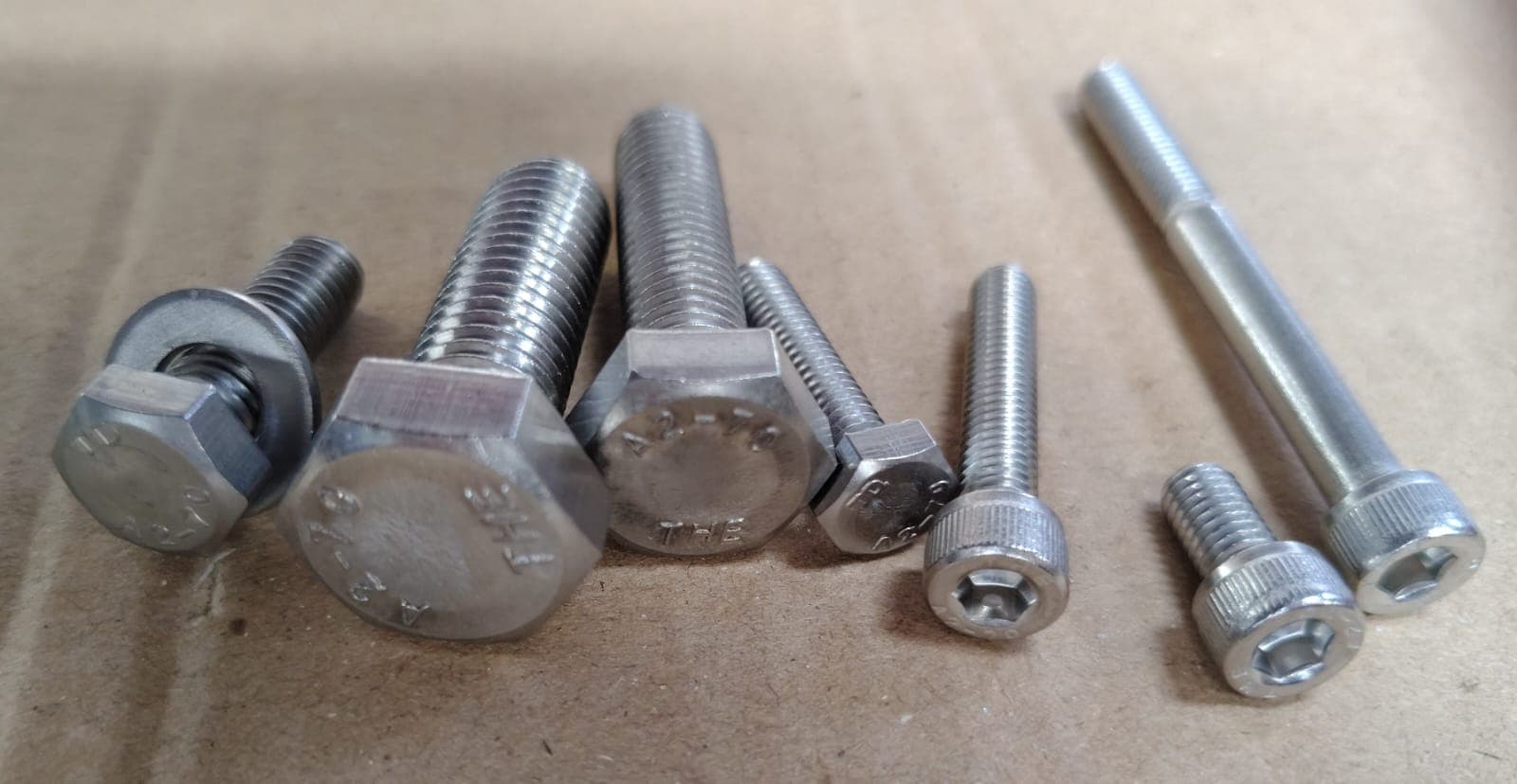 TORNILLOS VARIOS INOX HEXAGONAL / BCC